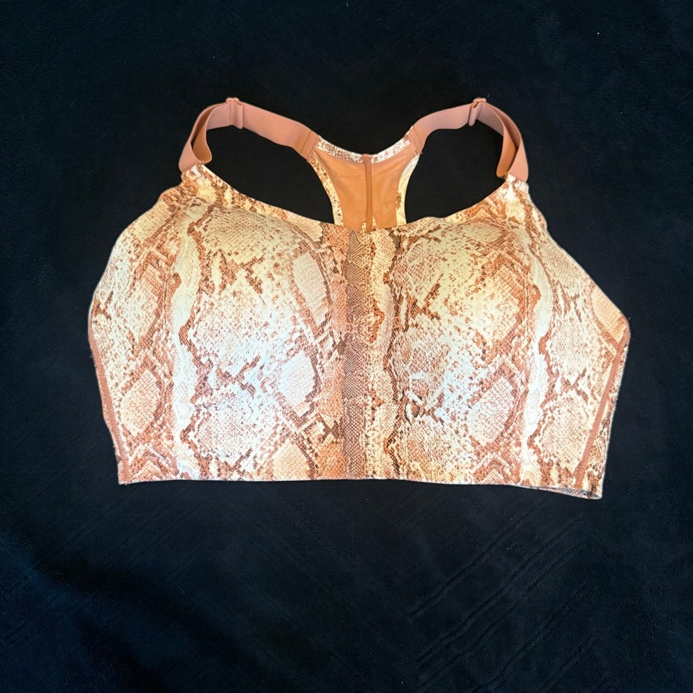 Victorias Secret‎ On Point Incredible Sport Bra 38DDD Snakeskin Print 913908-QBT